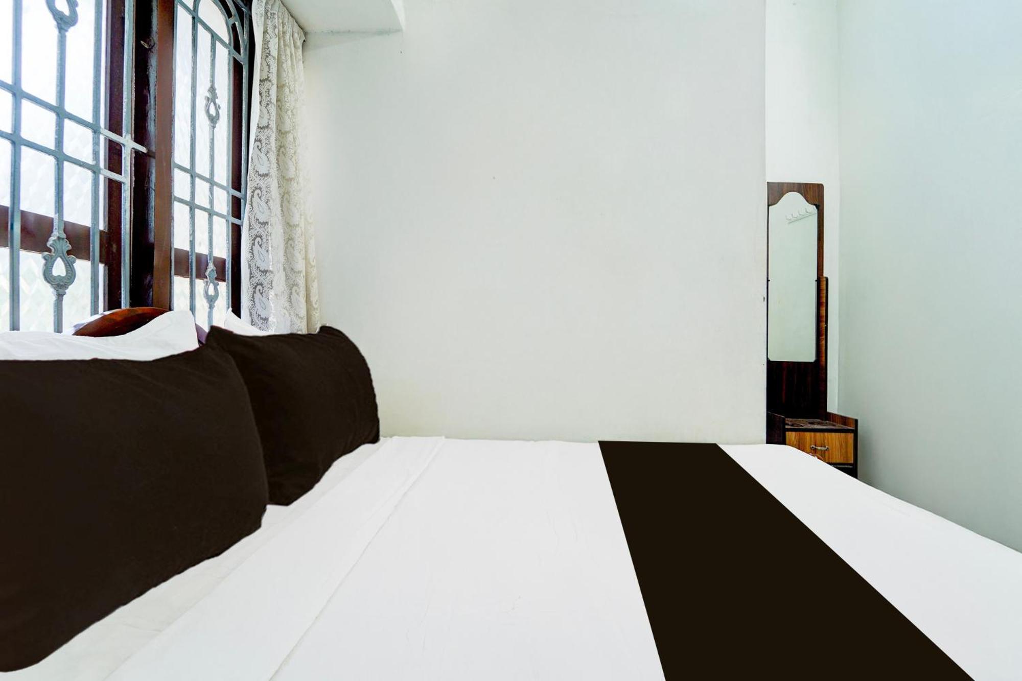 קניאקומרי Hotel O Sri Srinivasa Residency מראה חיצוני תמונה